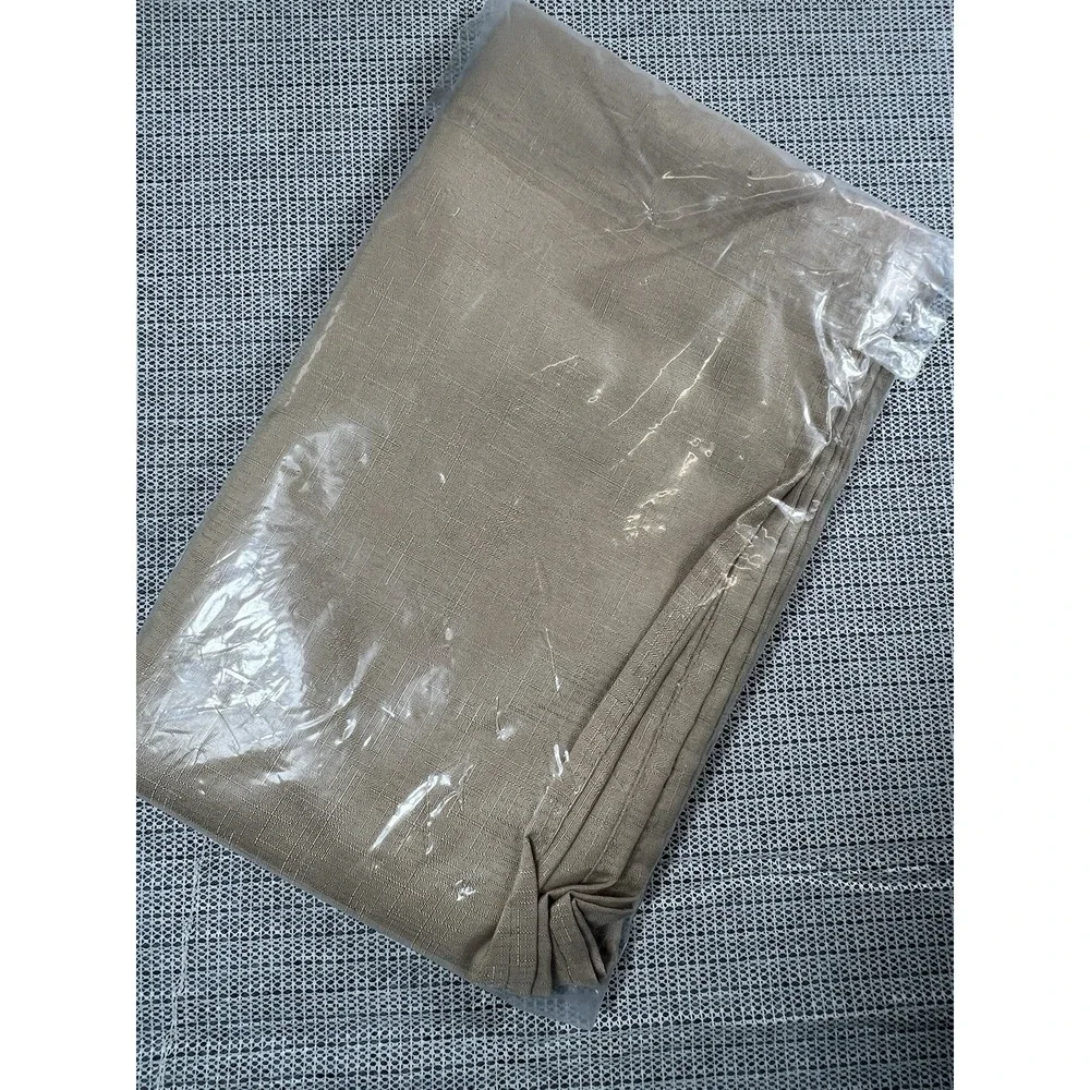 Maxmill Cosmo Spill Proof  Tablecloth 52x70